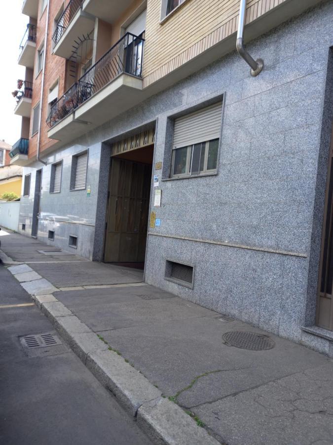 Sky Loft Nuovissimo Vicinanze Metro Apartment Turin Luaran gambar